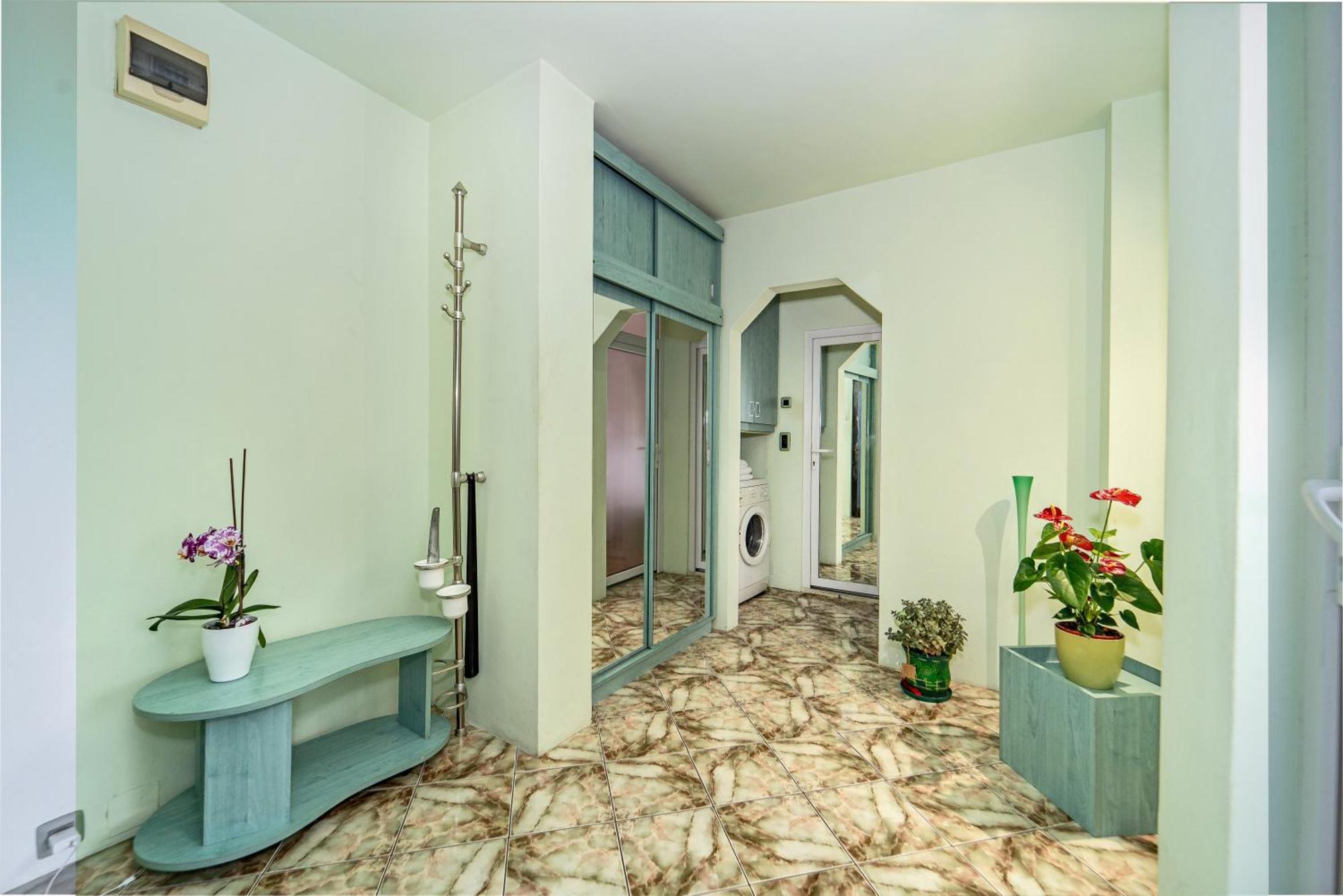 Arad Central Joy - Mihaela Apartment Экстерьер фото